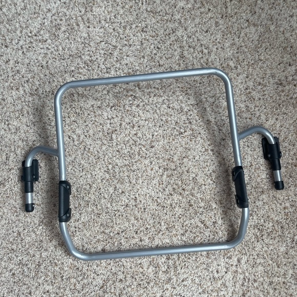 Chicco keyfit car seat adapter for BOB single stroller - Picture 1 of 2